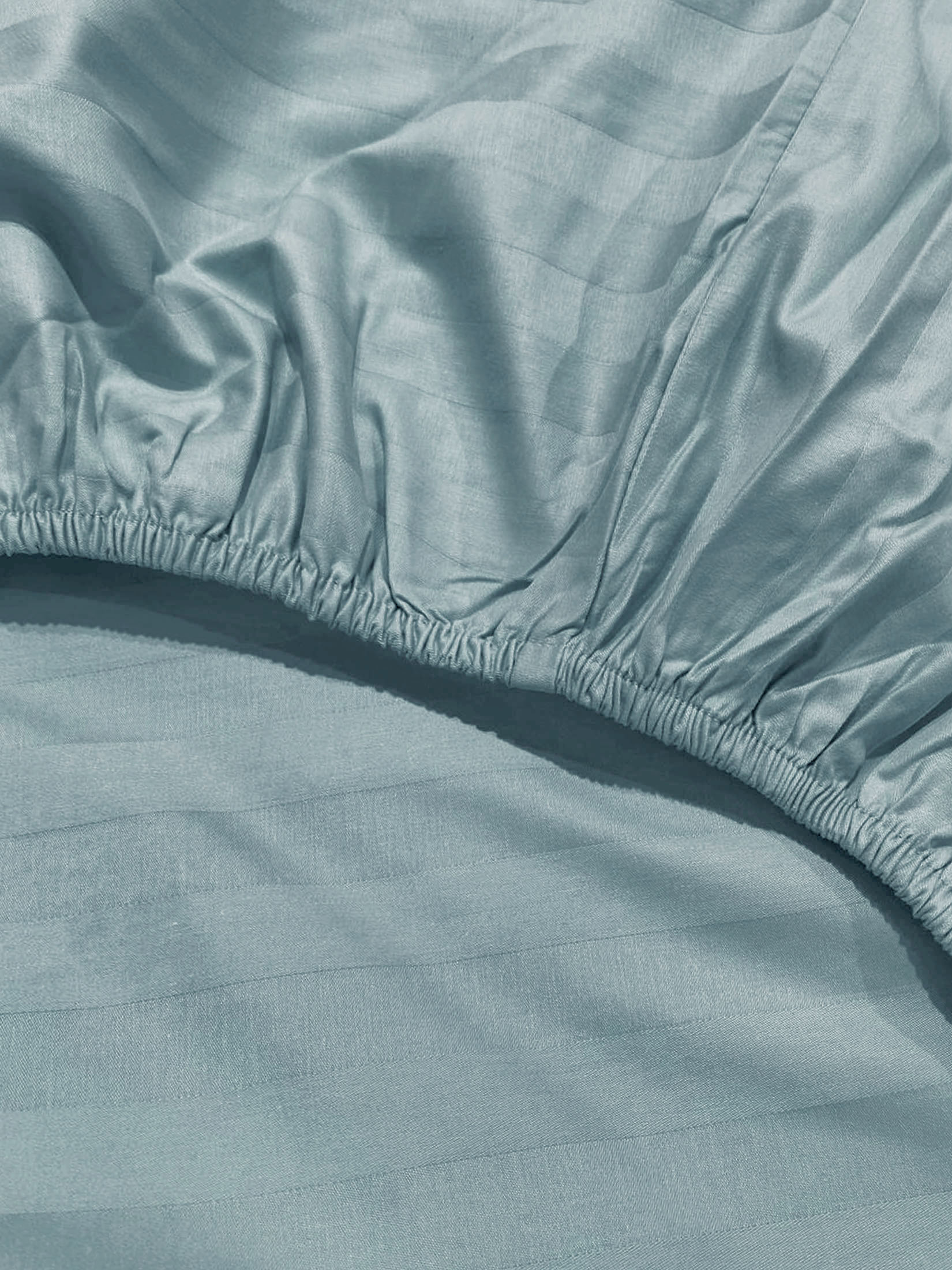 Простыня на резинке Сатин-Страйп тиффани 6817