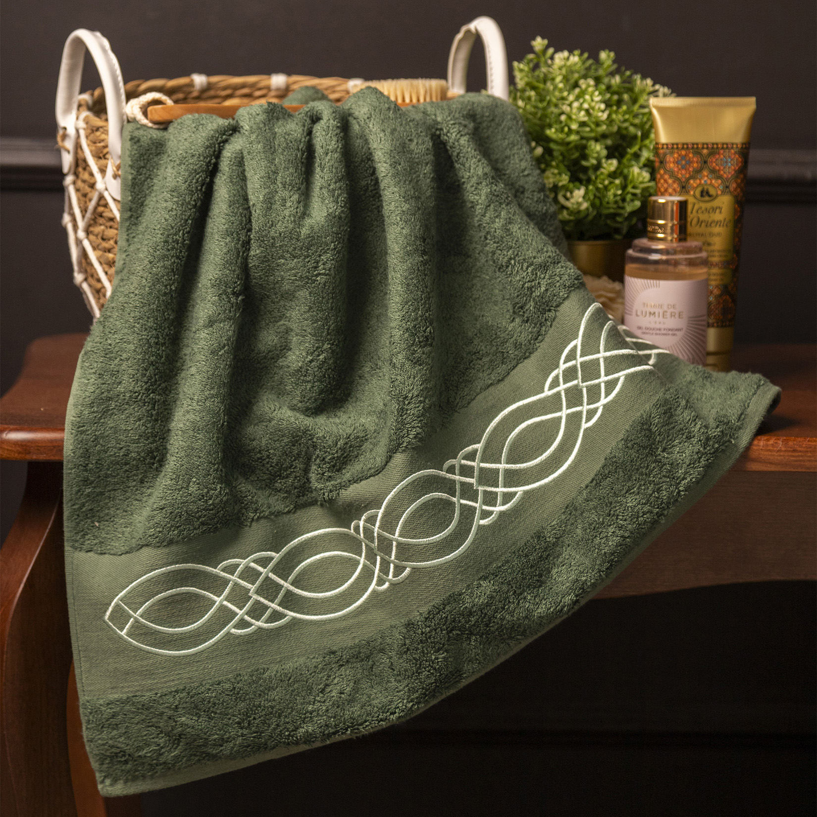 Полотенце ЛЮКСУРИ темно-зеленое