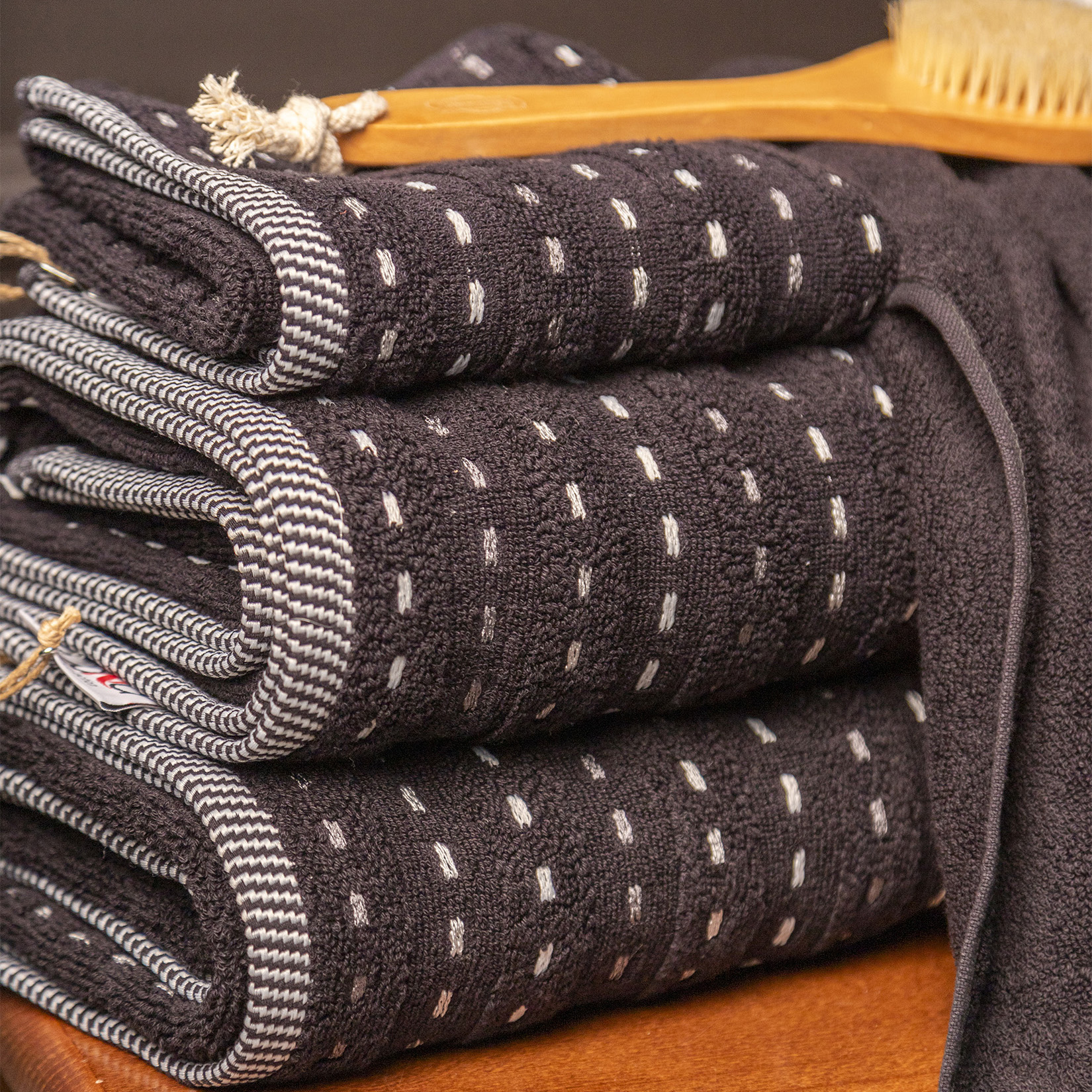 Полотенце РОНА-1 черное