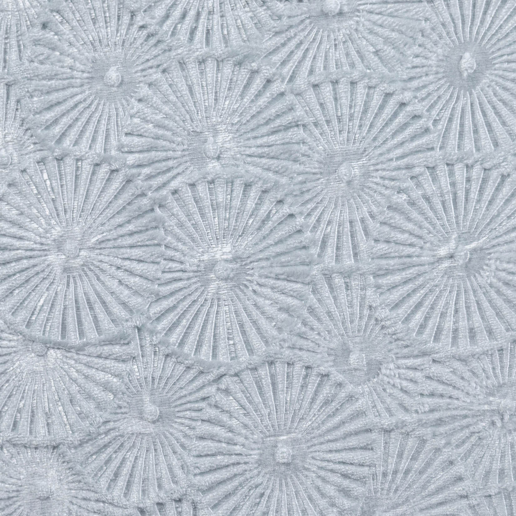 Плед ОЛИВИЯ однотонный с тиснением серо-голубой круг 18-11