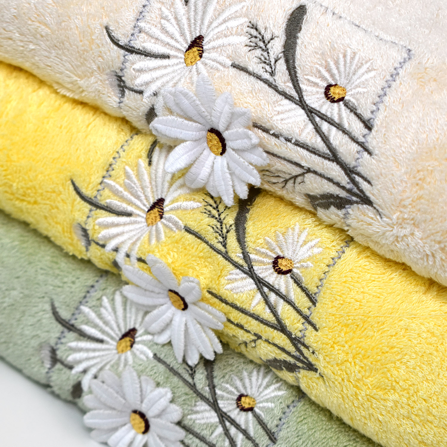 Полотенце ДЕЙЗИ 3Д зеленое