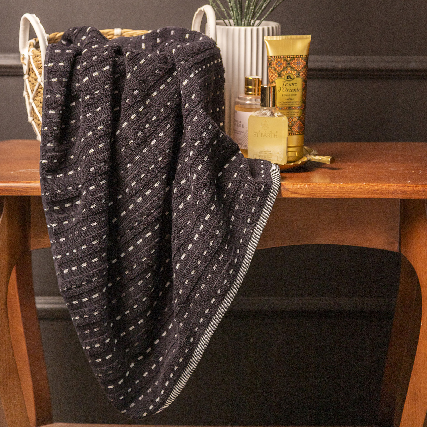 Полотенце РОНА-1 черное