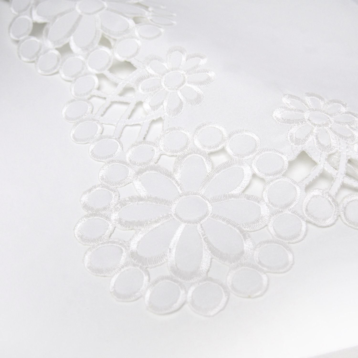 Столешник 2378 белый