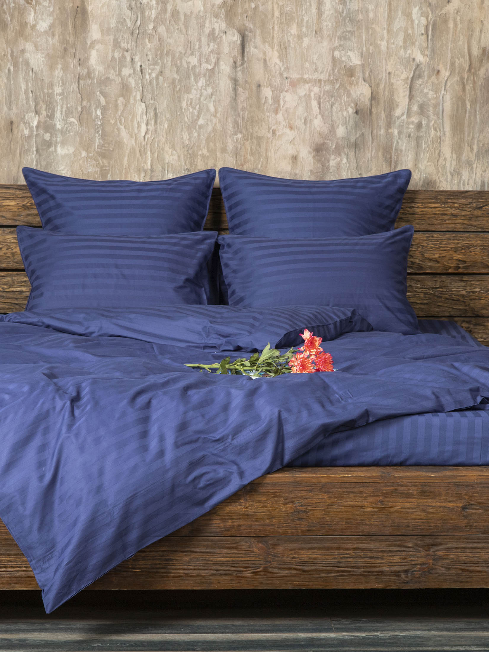 Комплект постельного белья Сатин-Страйп синий 19-3933