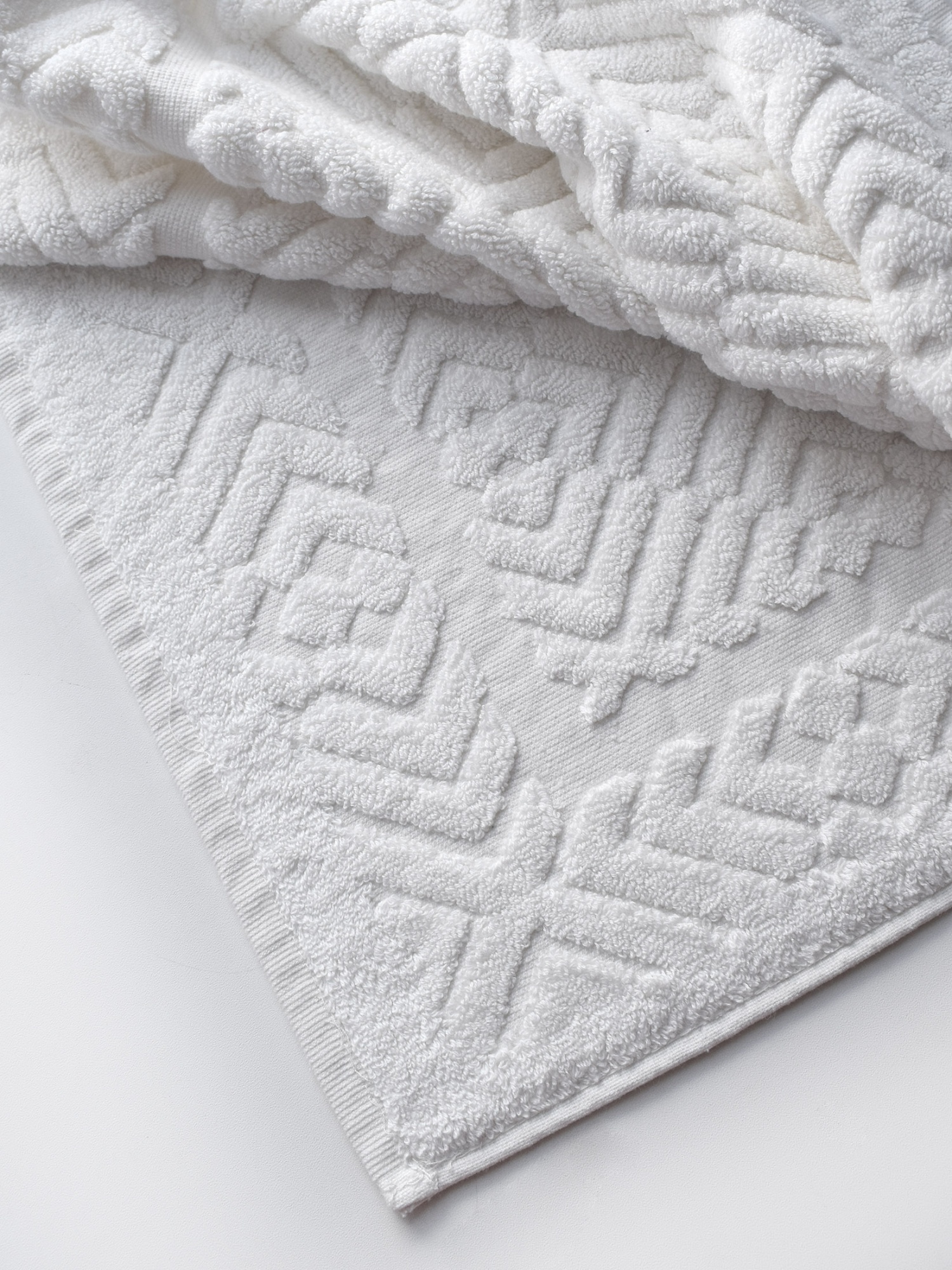 Полотенце ТАЙЛЕР-1 для ног белое