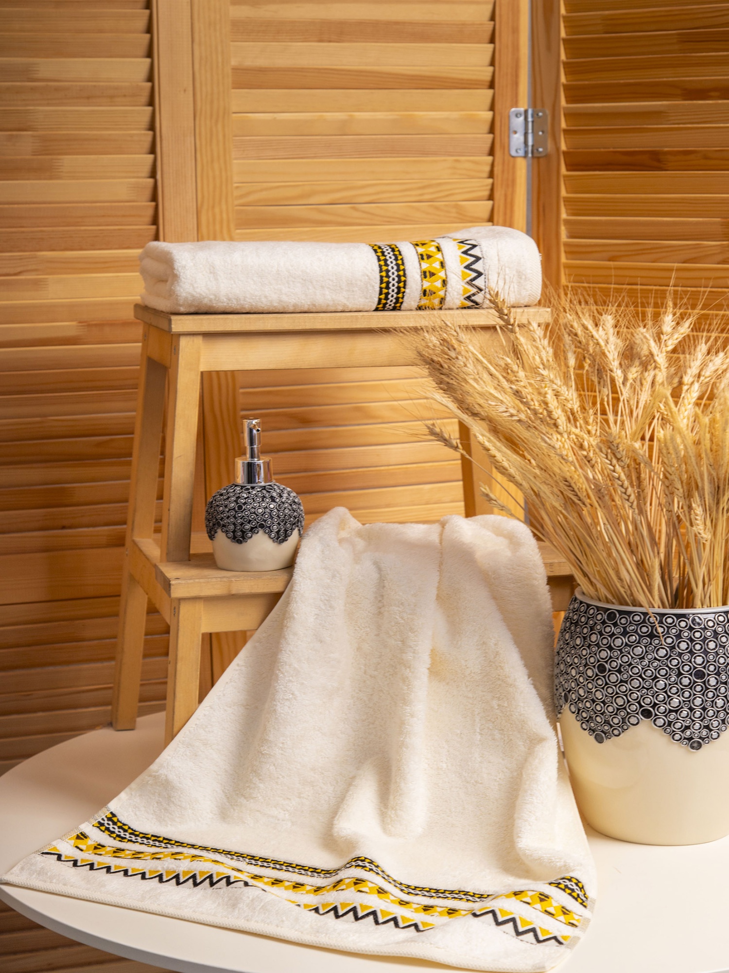 Полотенце ВЕНУС молочное