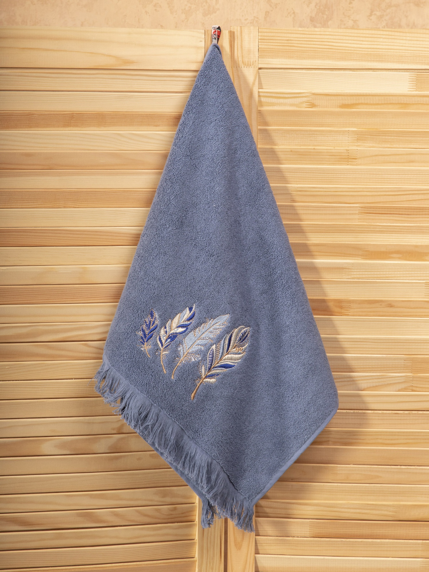 Полотенце ПЕРЫШКИ джинса с бахромой