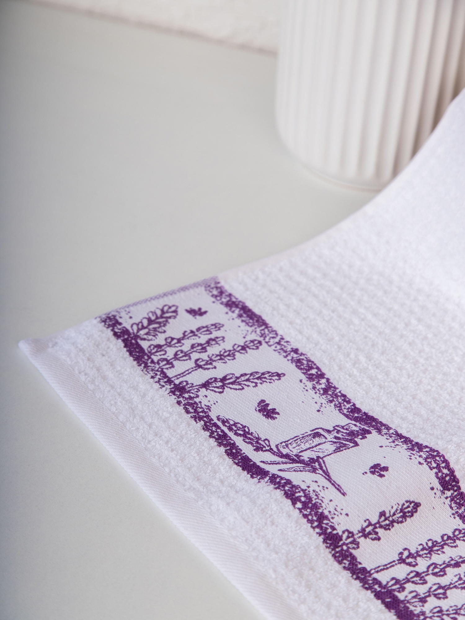 Кухонное полотенце ЛАВАНДА белое